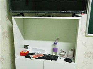 出售辅导班，课后班桌椅，柜子，黑板，全新，质量杠杠的，买时一桌一椅180，现价130一套，柜子50元...
